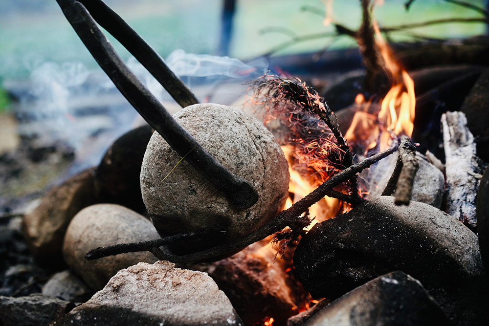 Hot stone preparation process